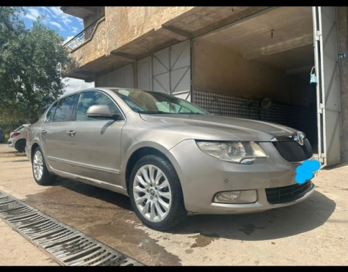 Skoda Superb 2012 Présidentielle