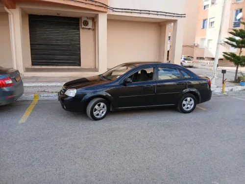 Chevrolet Optra 5 portes 2012 Optra 5 portes