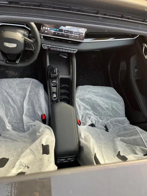 Geely Coolray 2025 