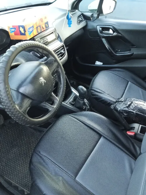 Peugeot 208 2013 Access