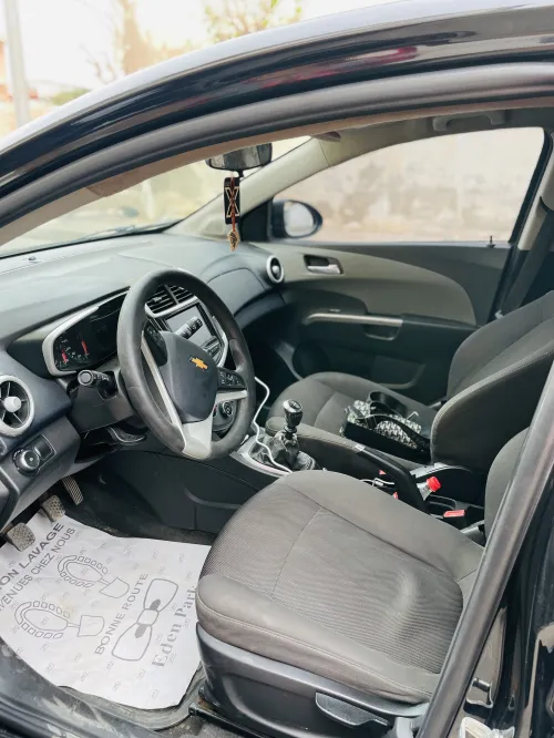 Chevrolet Sonic Hatchback 2017 LT