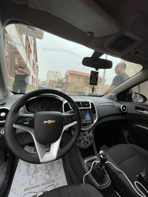 Chevrolet Sonic Hatchback 2017 LT