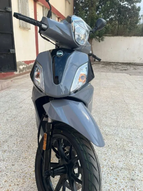 SYM ST 200 2025