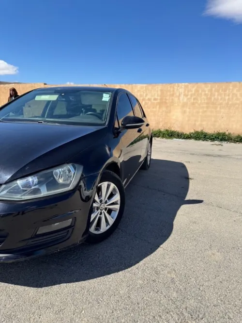Volkswagen Golf 7 2013 Trend line