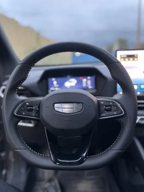 Geely Coolray 2026 