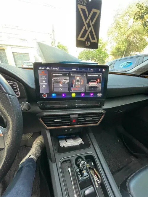 Cupra  Leon 2024 