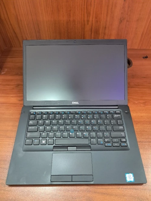 Dell Latitude 7490