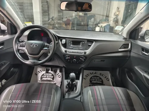Hyundai Accent RB  5 portes 2018 GL DZ