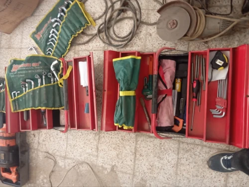 Lots de matériels et outils