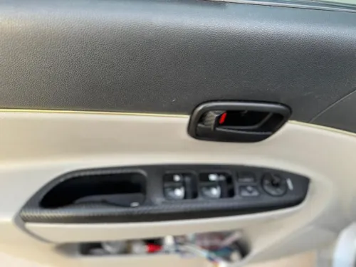 Hyundai Accent RB  4 portes 2011 Accent RB  4 portes