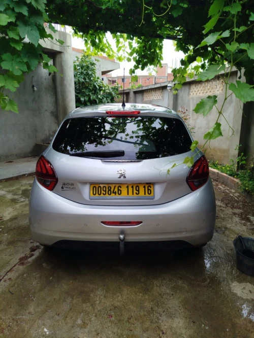 Peugeot 208 2019 Allure Facelift