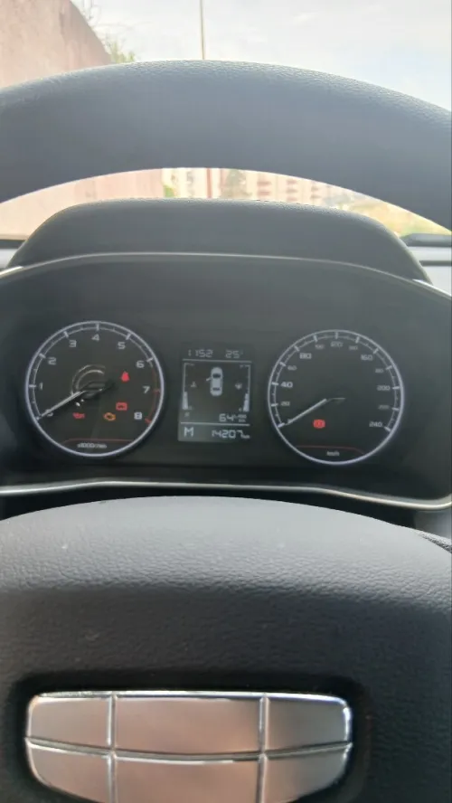Geely Coolray 2025 
