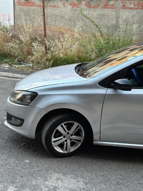 Volkswagen Polo 2013 Silver edition
