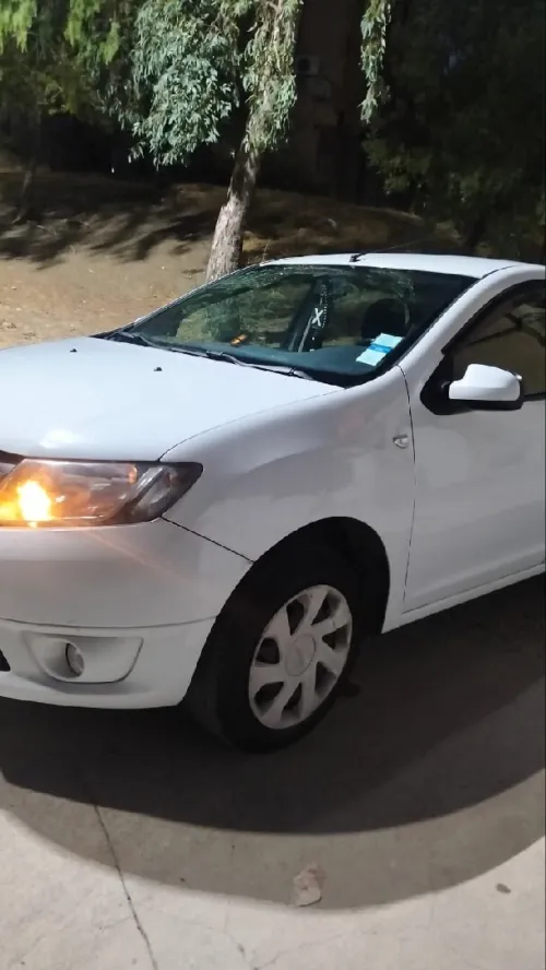 Dacia Logan 2016 Lauréate 7