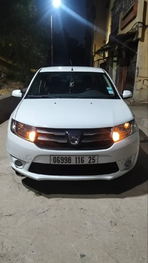 Dacia Logan 2016 Lauréate 12