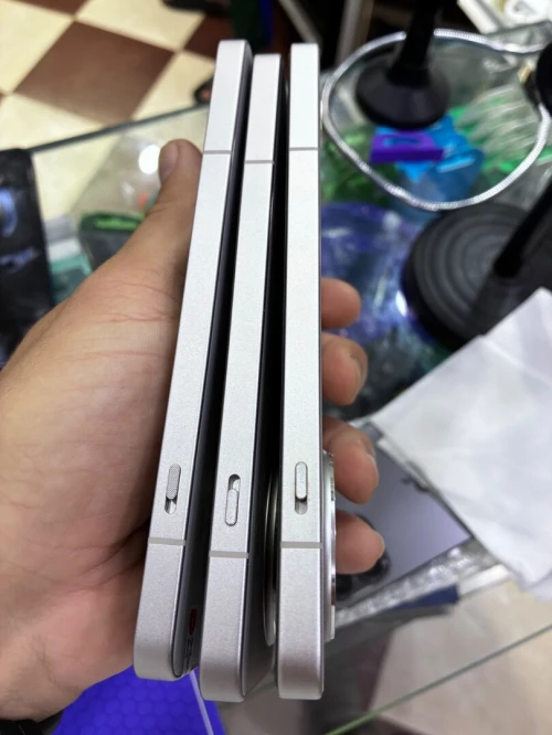 One plus 13R 16/256gb One plus 13R 16/256