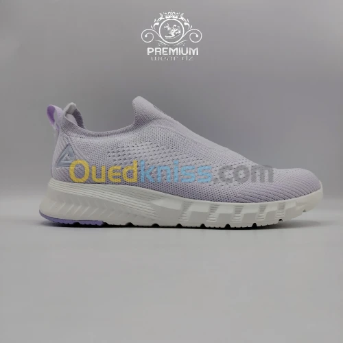 Peak sport slip on