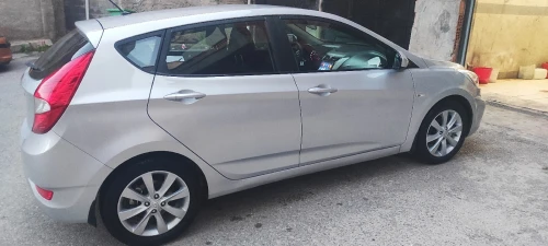 Hyundai Accent RB  5 portes 2018 GL DZ
