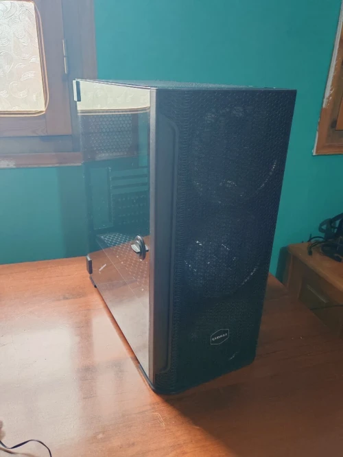 Boitier Raidmax F01 sans ventilateur بدون مراوح اقرا