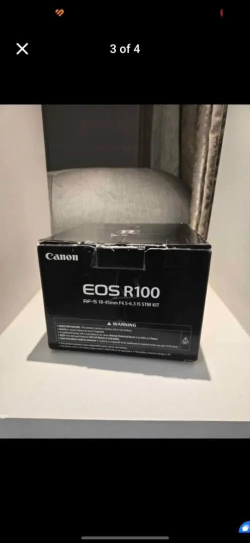 Canon EOS r100 