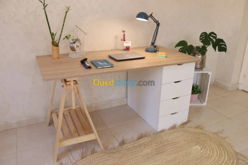 Bureau avec treteaux