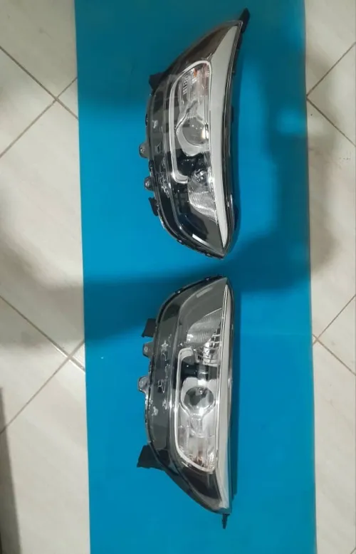 Phares kia kx1 / phare kia stonic