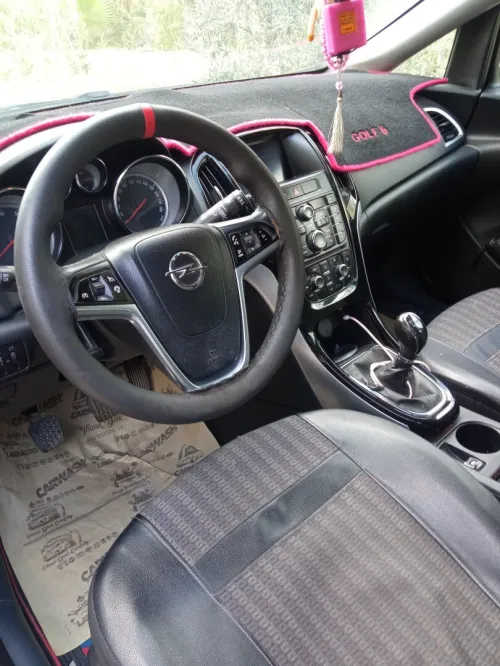 Opel Astra 2017 COSMO