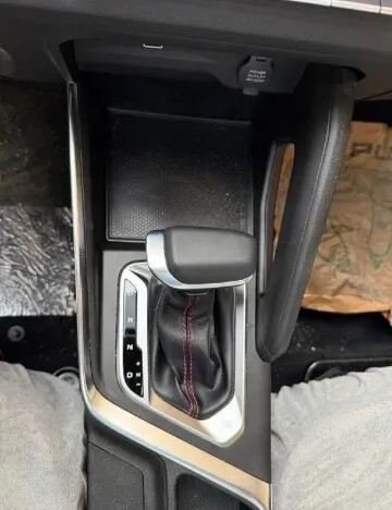 Livan X3 Pro  2025 Geely