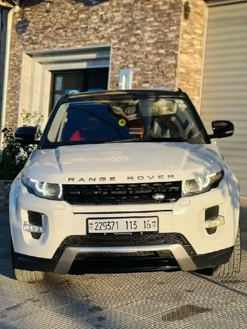 Range Rover IVOQUE 2013 عالمية
