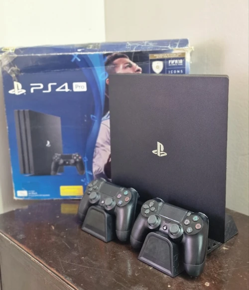 Ps4 pro flashé 1To 