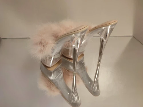 Pleaser avec fourrure