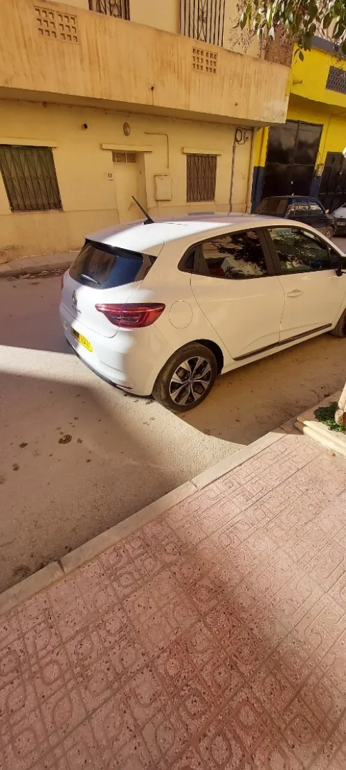 Renault Clio 5  2023 Evolution