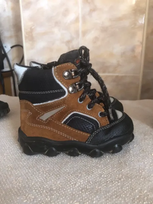 Chaussures bébé enfants