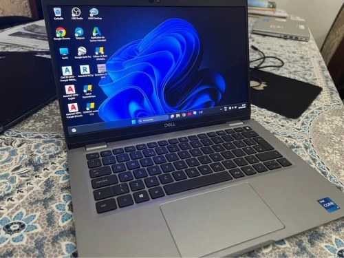 pc dell i7 11 eme 16gb ram ddr4, iris xe ,512gb