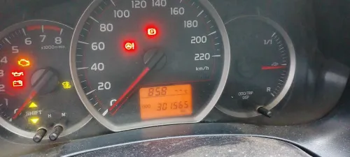 Toyota Yaris 2013 toute