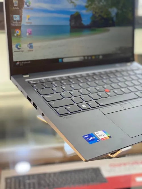THINKPAD T14s i7-1260P 16G DDR5 512 SSD NVME 14 POUCES FHD SILVER