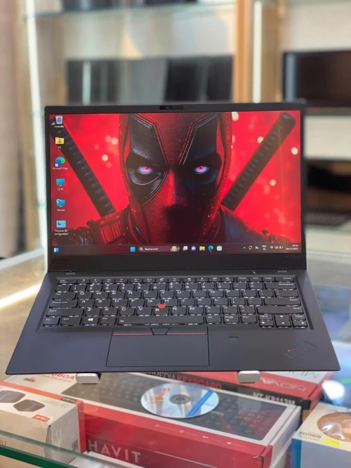 THINKPAD X1 CARBON i5 8EME 16G DDR4 256 SSD NVME 14'' POUCES FHD