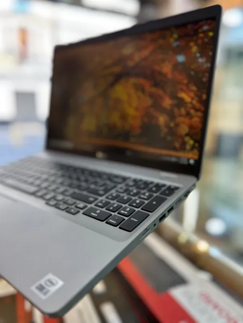 DELL LATITUDE 5511 i5-10400H 8G DDR4 256 SSD 15.6 POUCES FHD