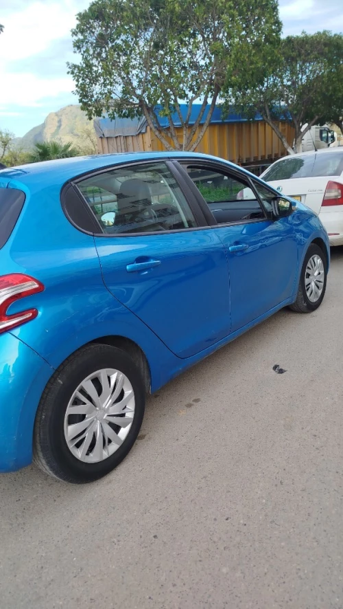 Peugeot 208 2013 Access