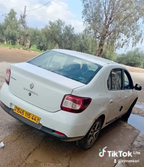 Renault Symbol 2015 Exception
