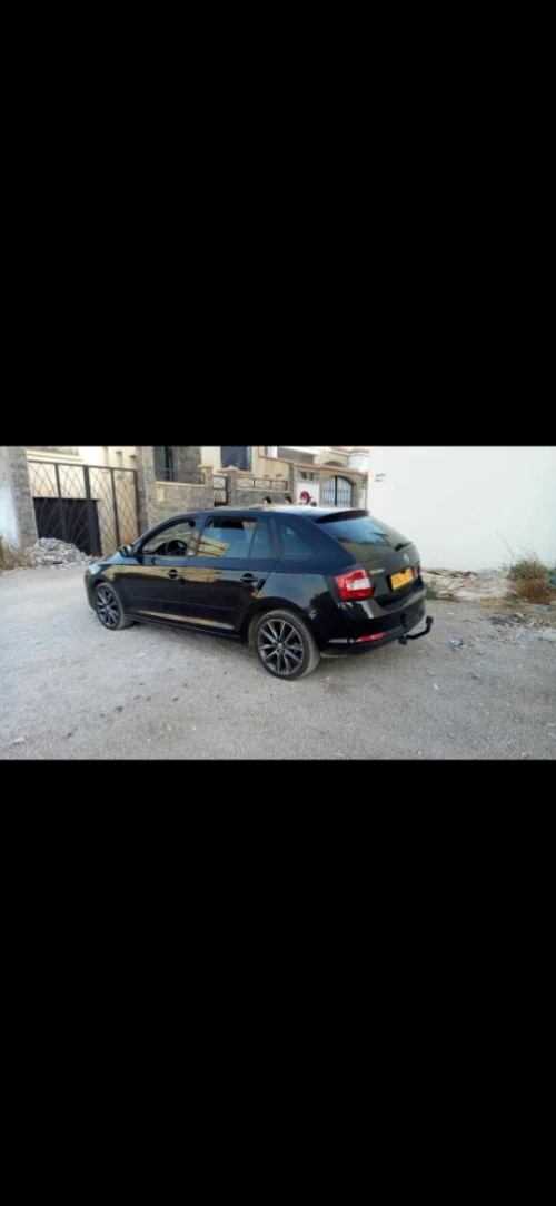 Skoda Rapid Spaceback 2015 Edition