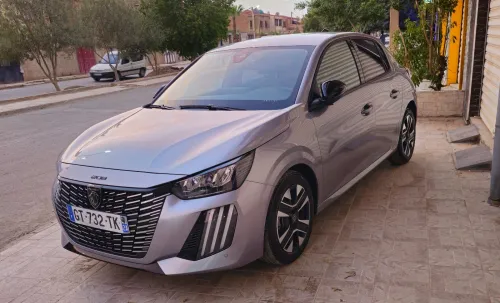 Peugeot 208 2024 Allure Pack