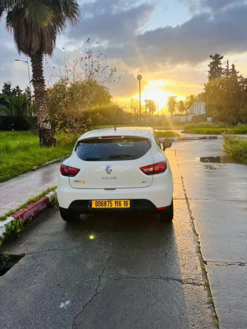 Renault Clio 4 2016 Ivory