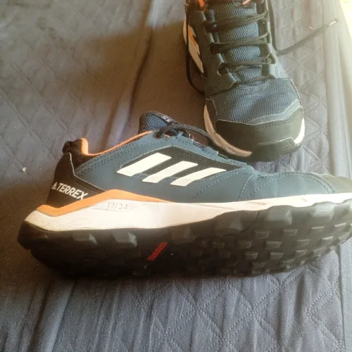 Adidas terrex