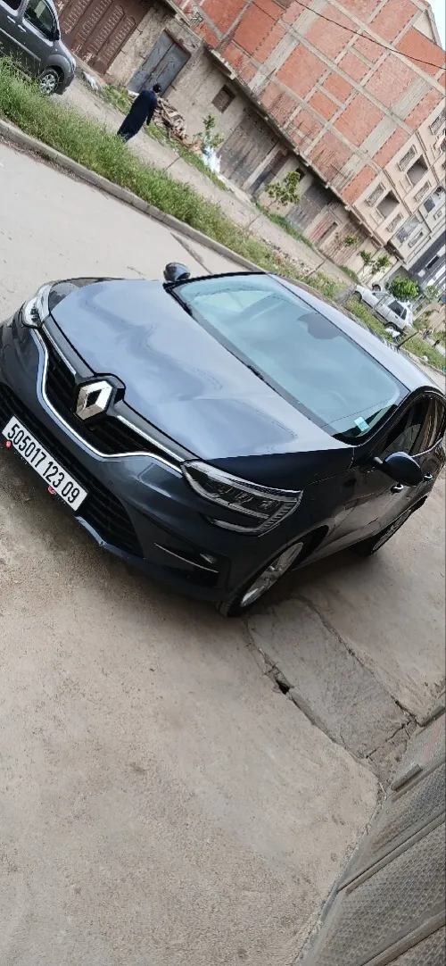 Renault Megane 4  2023 Evolution
