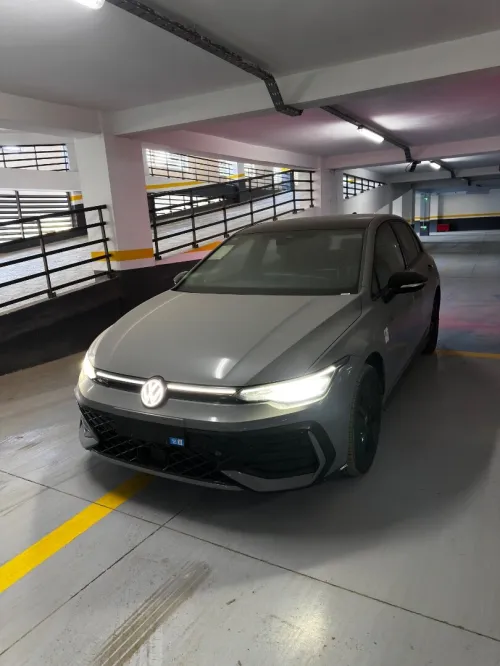 Volkswagen Golf 8 2025 R-Line