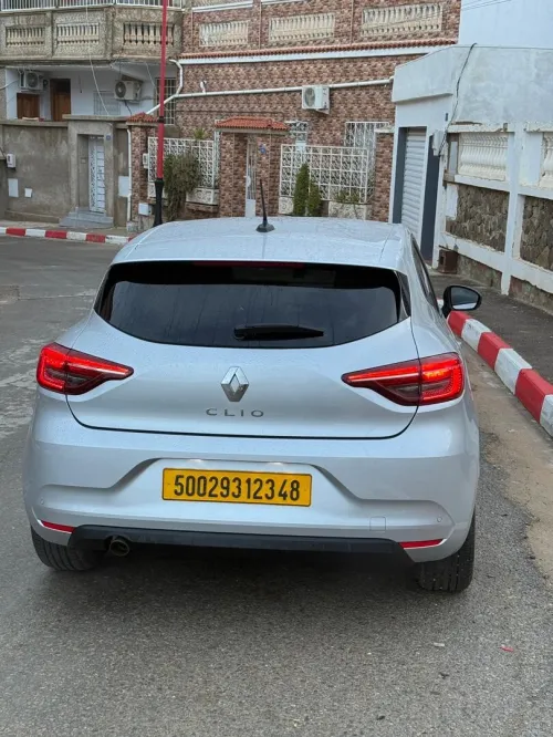 Renault Clio 5  2023 Equilibre