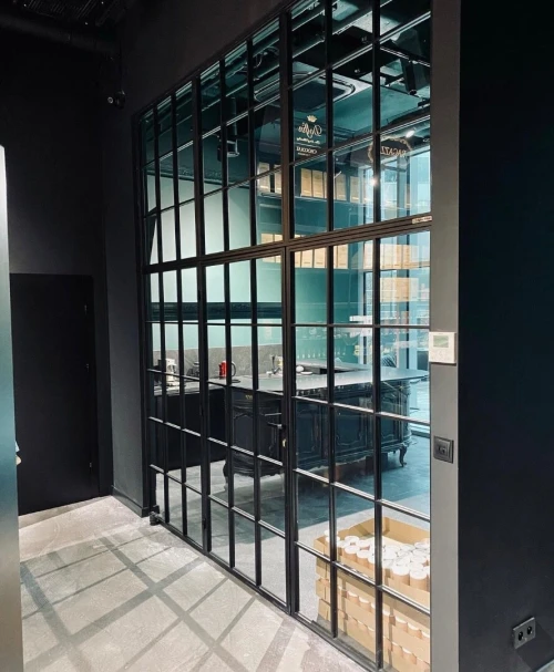 Verrière style industriel Porte , séparation , vitrine 