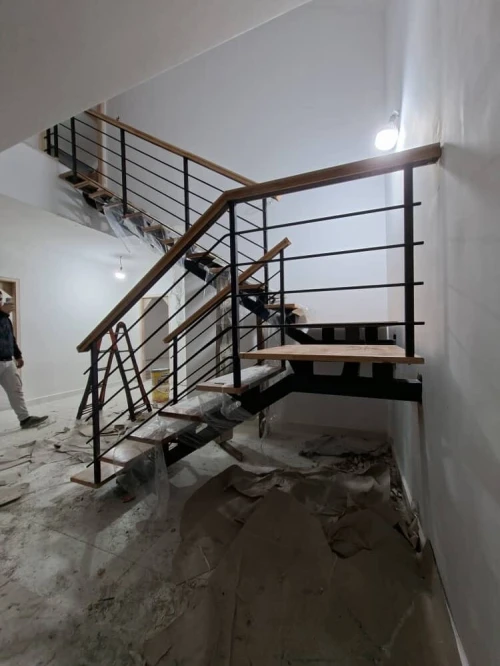 Escalier métallique