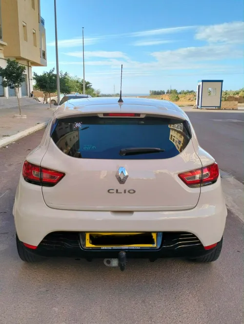 Renault Clio 4 2016 Ivory
